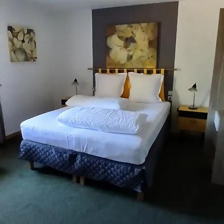 Les2chateaux Bed & Breakfast *