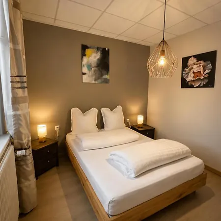 Les2chateaux Bed & Breakfast *