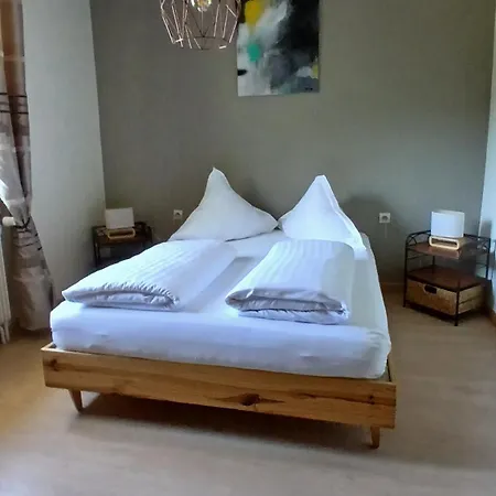 Les2chateaux Bed & Breakfast *