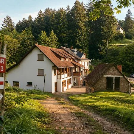 Les2chateaux Bed & Breakfast
